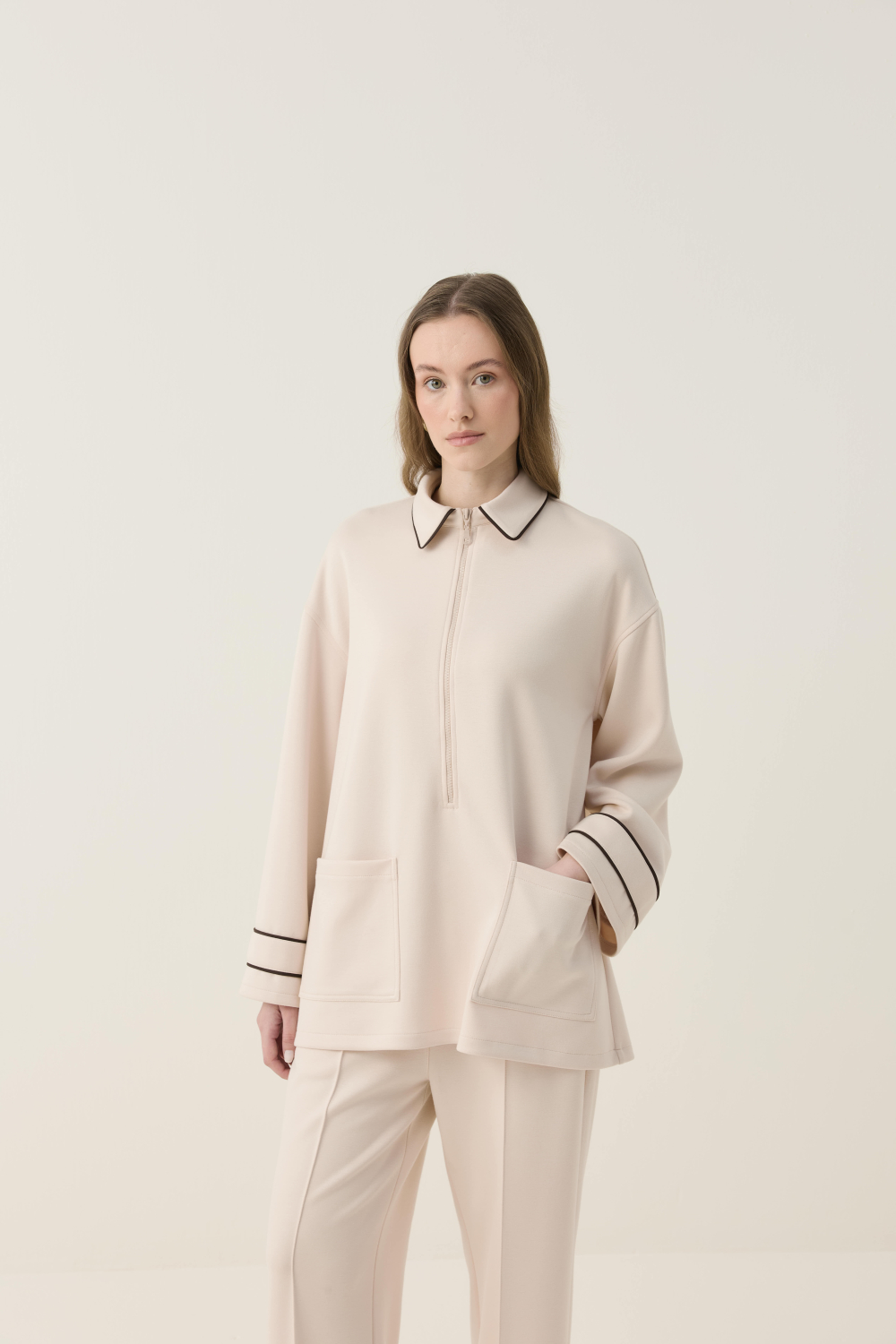 BİTKİSEL İPEK KUMAŞLI BİYE DETAYLI SCUBA TAKIM BEJ - 3