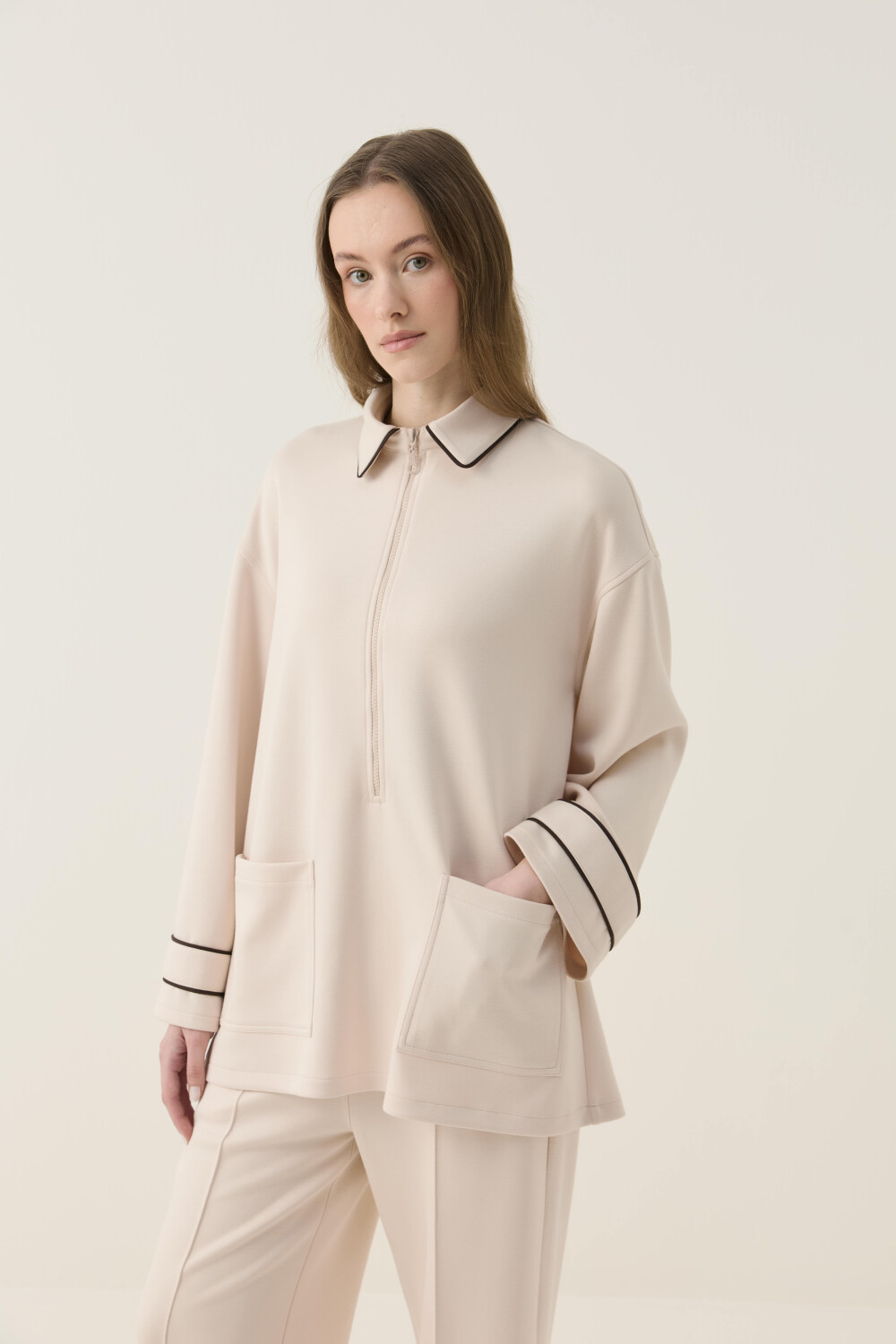 BİTKİSEL İPEK KUMAŞLI BİYE DETAYLI SCUBA TAKIM BEJ - 6