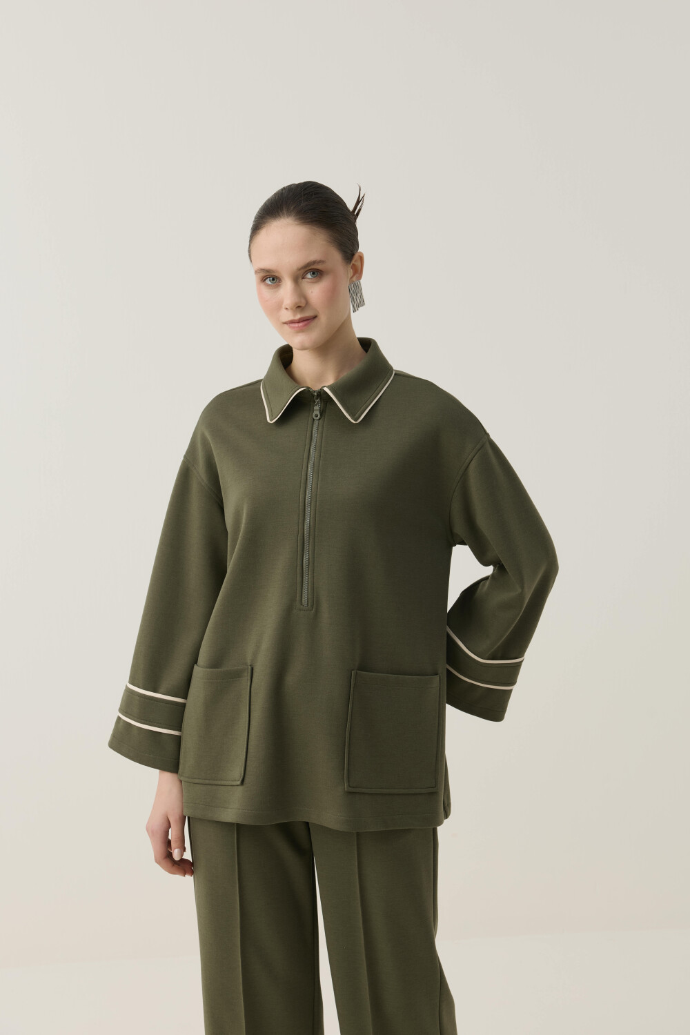 BİTKİSEL İPEK KUMAŞLI BİYE DETAYLI SCUBA TAKIM HAKİ - 