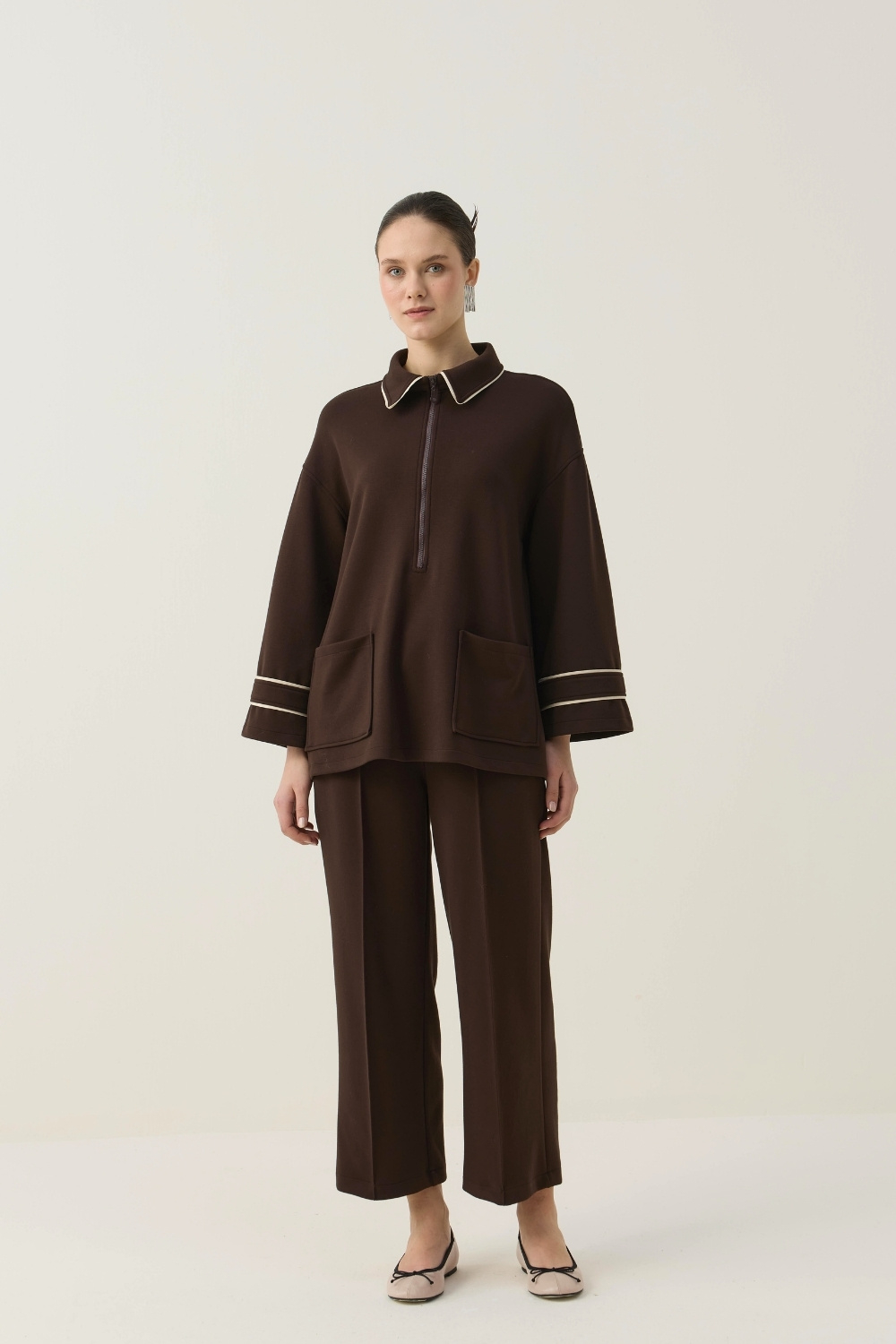 BİTKİSEL İPEK KUMAŞLI BİYE DETAYLI SCUBA TAKIM KAHVE - 1