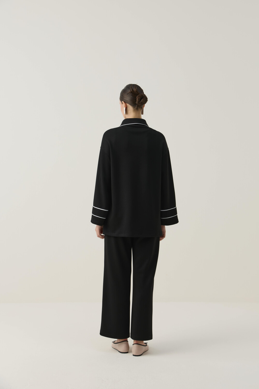 BİTKİSEL İPEK KUMAŞLI BİYE DETAYLI SCUBA TAKIM SİYAH - 7