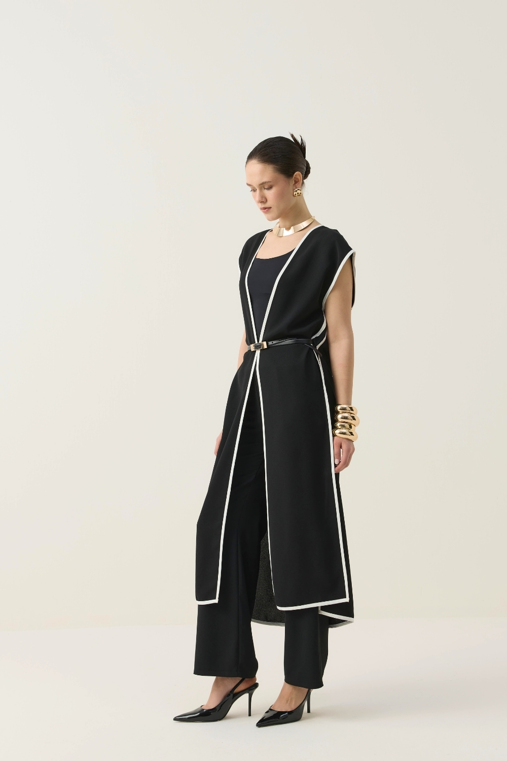 BİYE DETAYLI ÜÇLÜ TAKIM SİYAH - 6