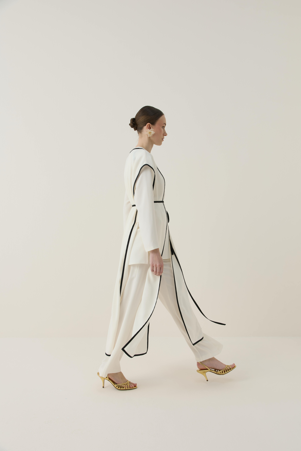 BİYE DETAYLI ÜÇLÜ TAKIM - 6