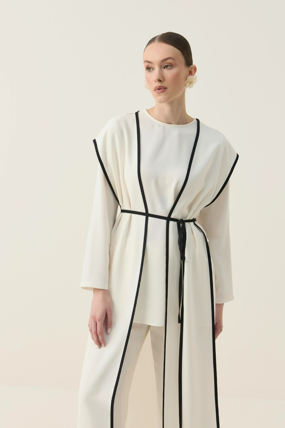 BİYE DETAYLI ÜÇLÜ TAKIM - 8