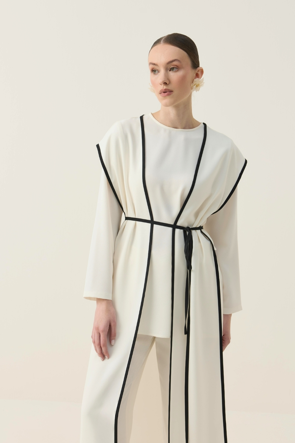 BİYE DETAYLI ÜÇLÜ TAKIM - 8