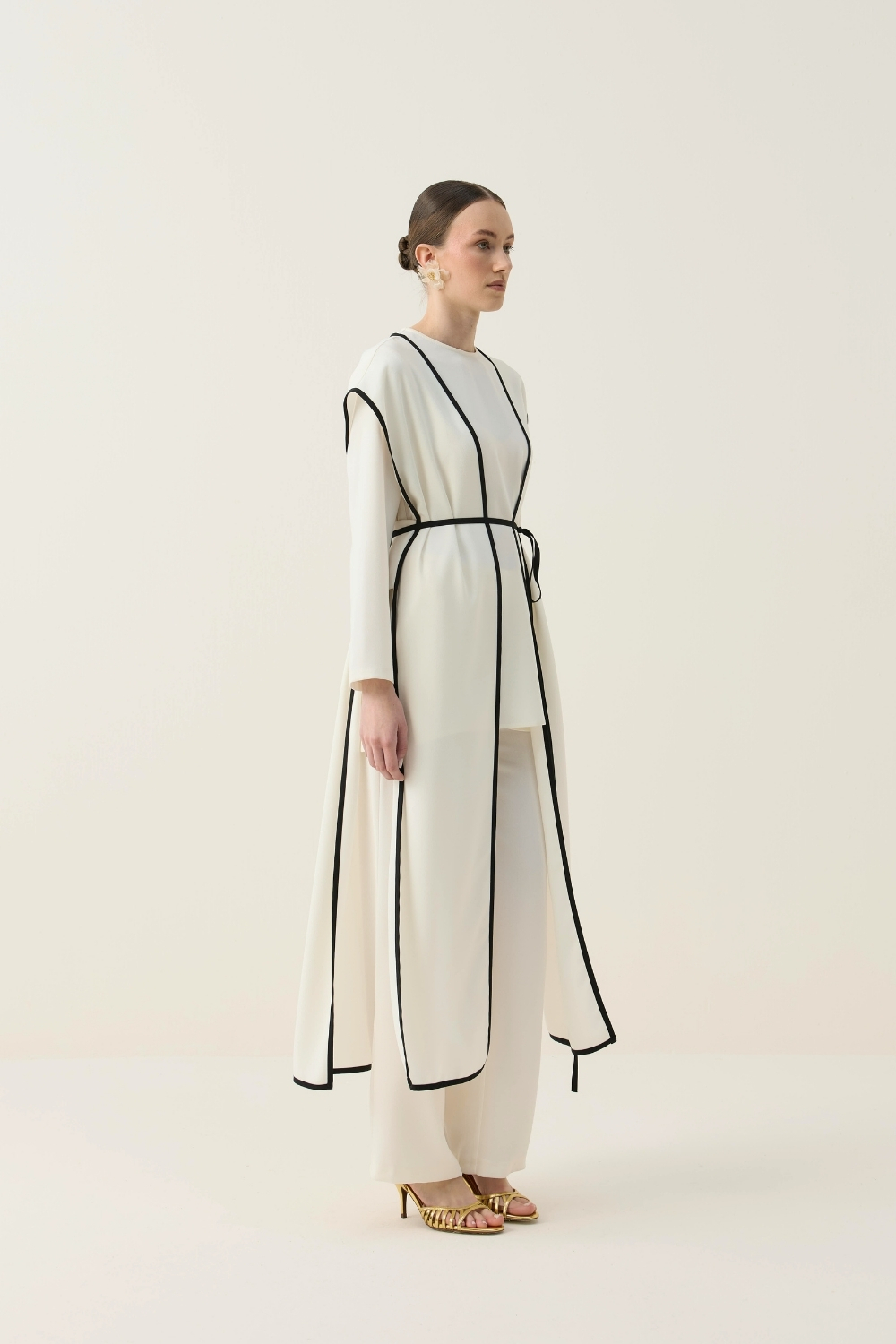 BİYE DETAYLI ÜÇLÜ TAKIM - 10