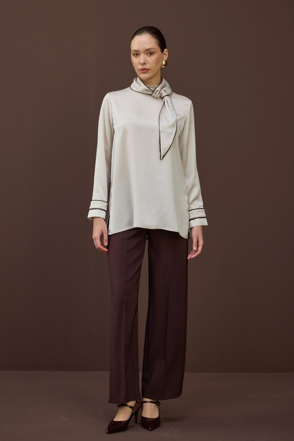 BİYELİ SATEN BLUZ BEJ - 2