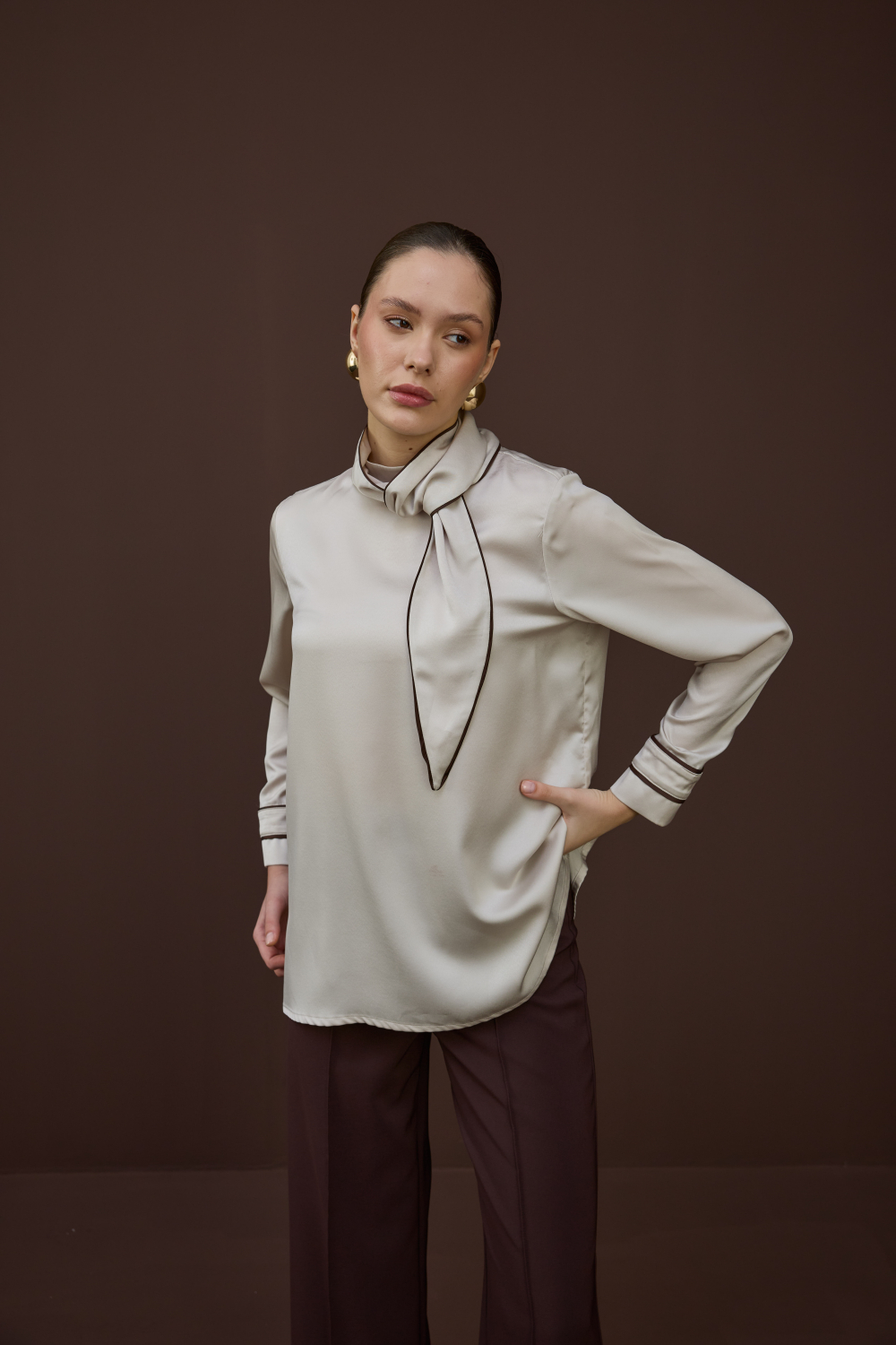 BİYELİ SATEN BLUZ BEJ - 8