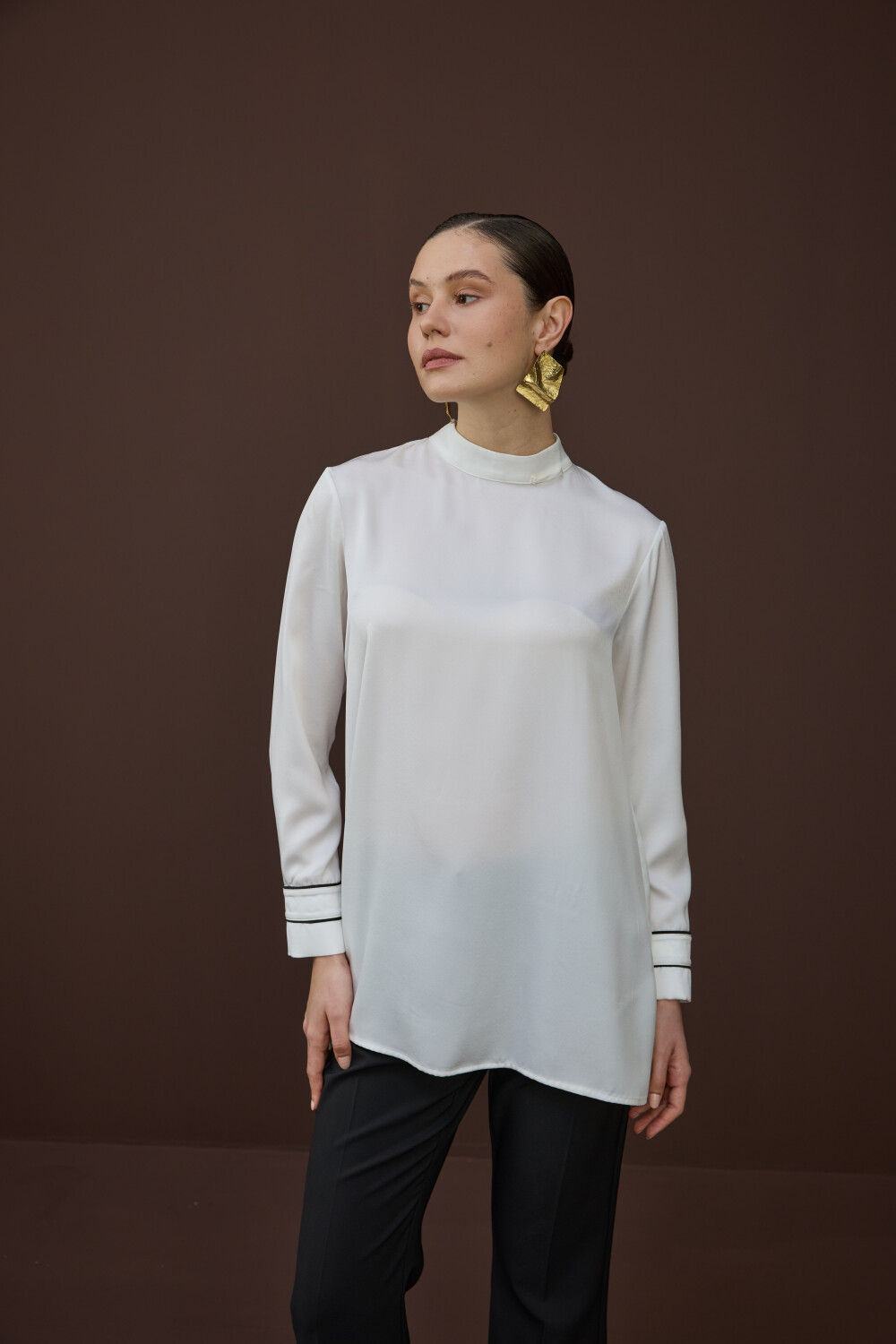 BİYELİ SATEN BLUZ EKRU - 8