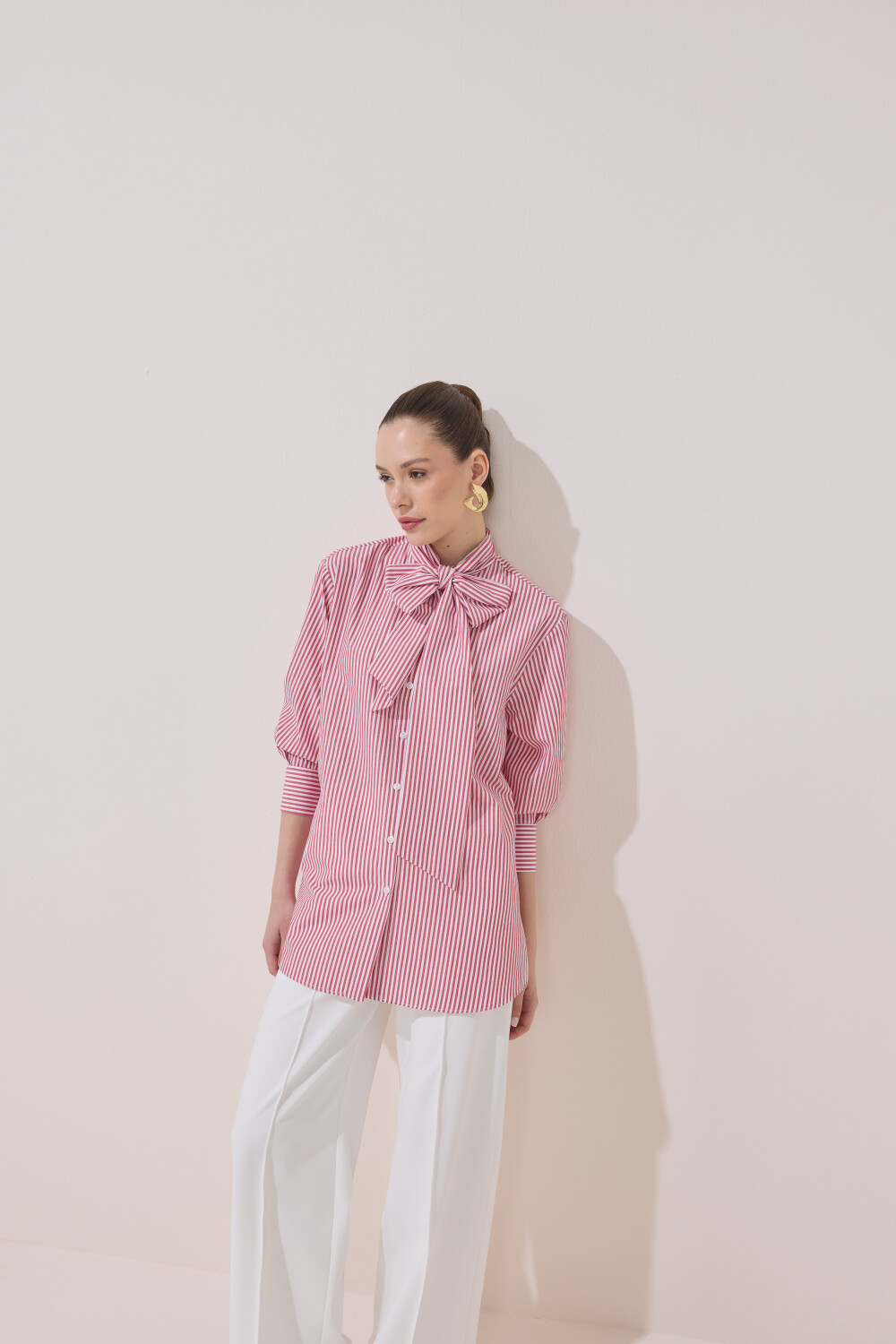 ÇİZGİLİ FULARLI GÖMLEK KIRMIZI - 5