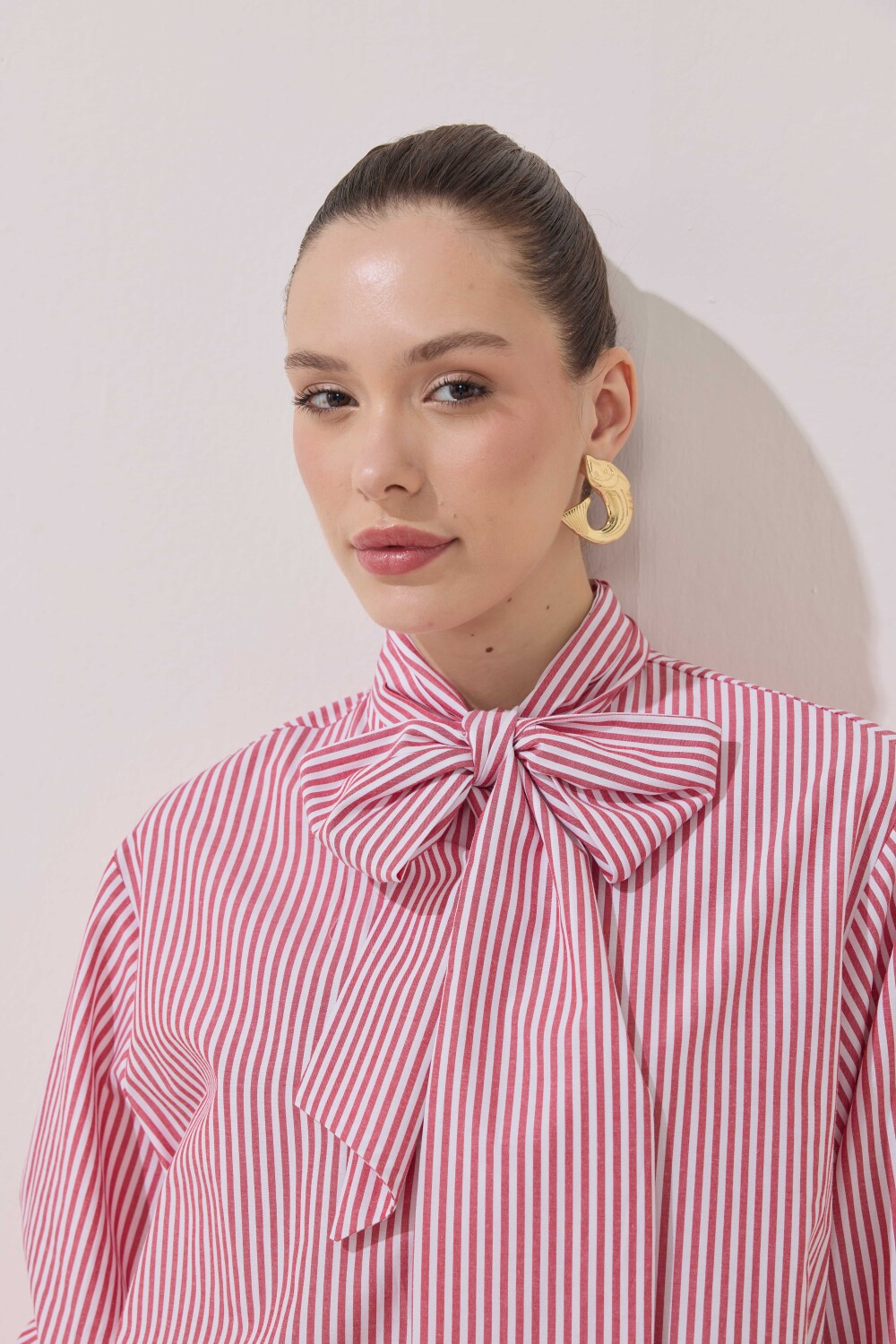 ÇİZGİLİ FULARLI GÖMLEK KIRMIZI - 7