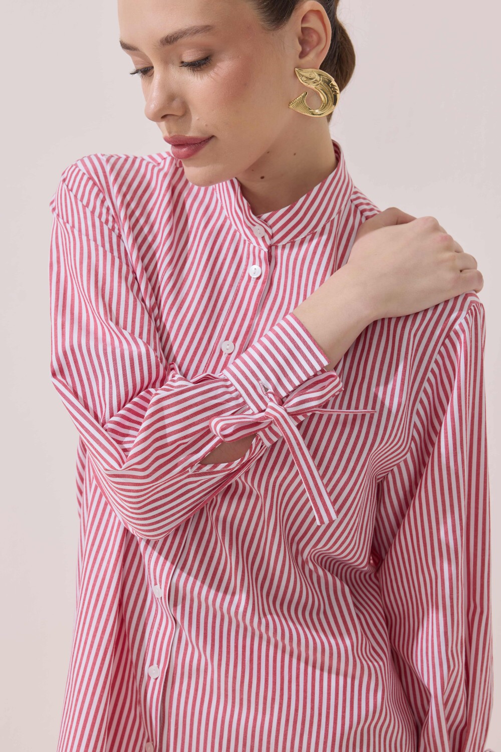 ÇİZGİLİ FULARLI GÖMLEK KIRMIZI - 11