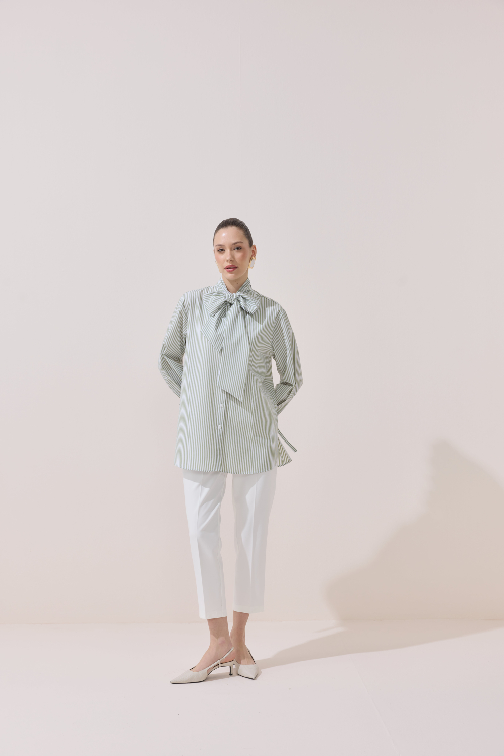 ÇİZGİLİ FULARLI GÖMLEK YEŞİL - 3