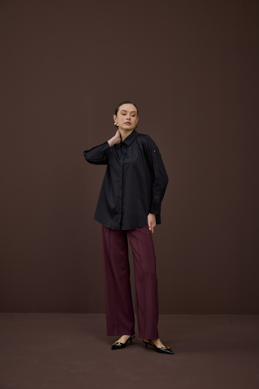 DÜĞME DETAYLI GÖMLEK - 8