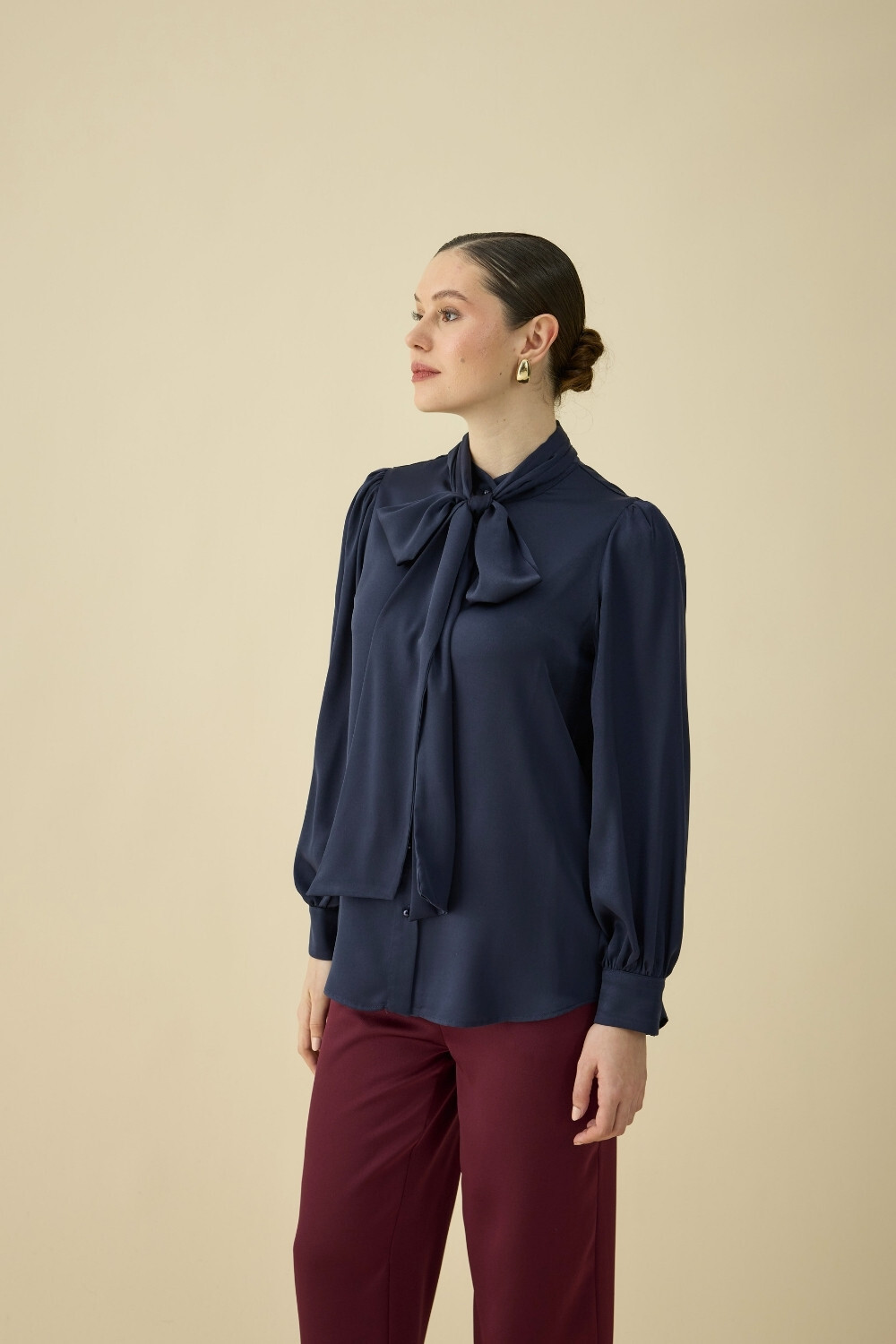 FULARLI SATEN BLUZ LACİVERT - 4