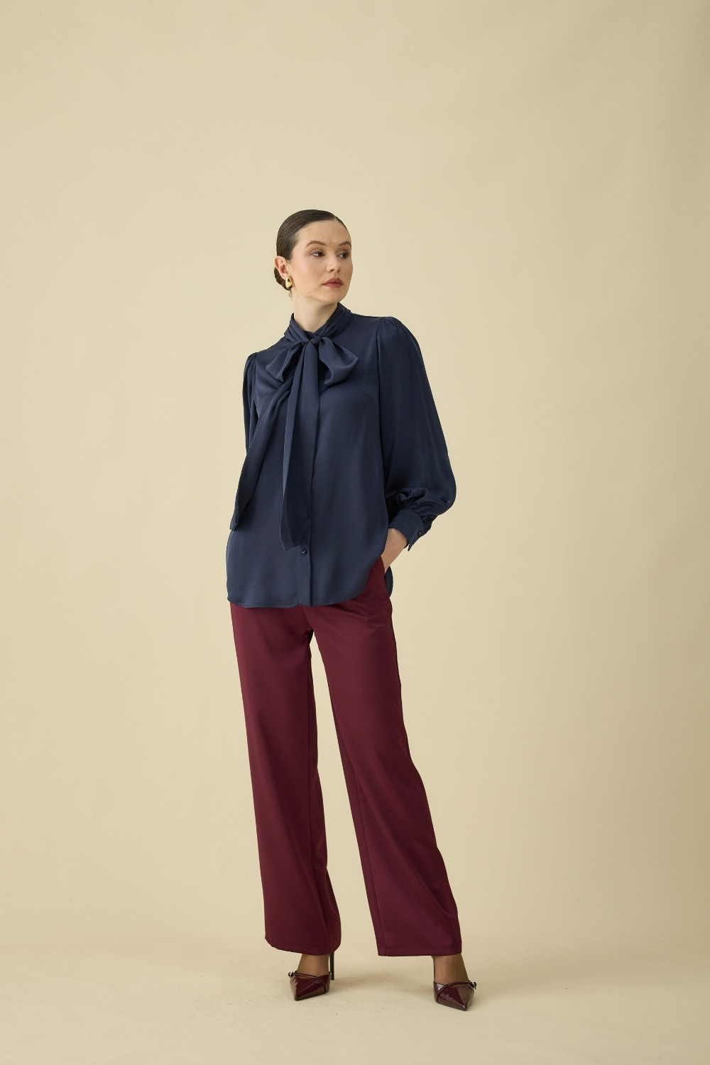 FULARLI SATEN BLUZ LACİVERT - 7