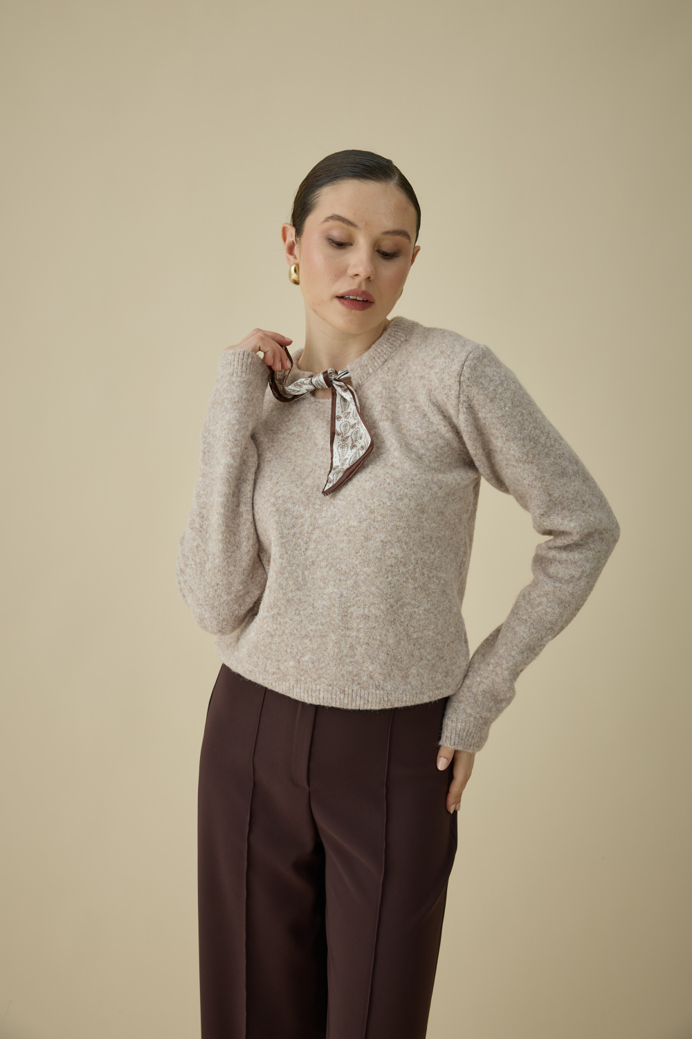 FULARLI TRİKO BLUZ BEJ - 5