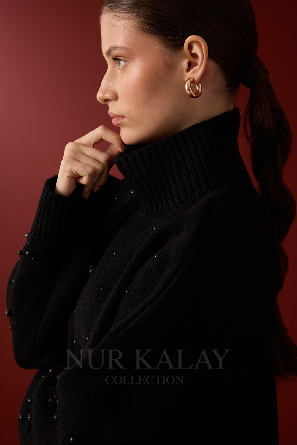 İNCİ DETAYLI TRİKO KAZAK SİYAH - 