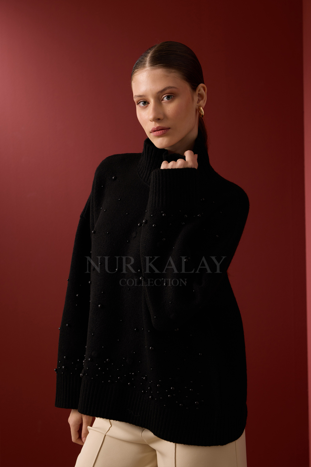 İNCİ DETAYLI TRİKO KAZAK SİYAH - 3