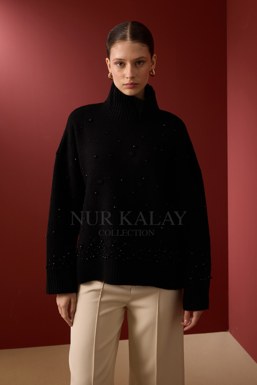 İNCİ DETAYLI TRİKO KAZAK SİYAH - 4