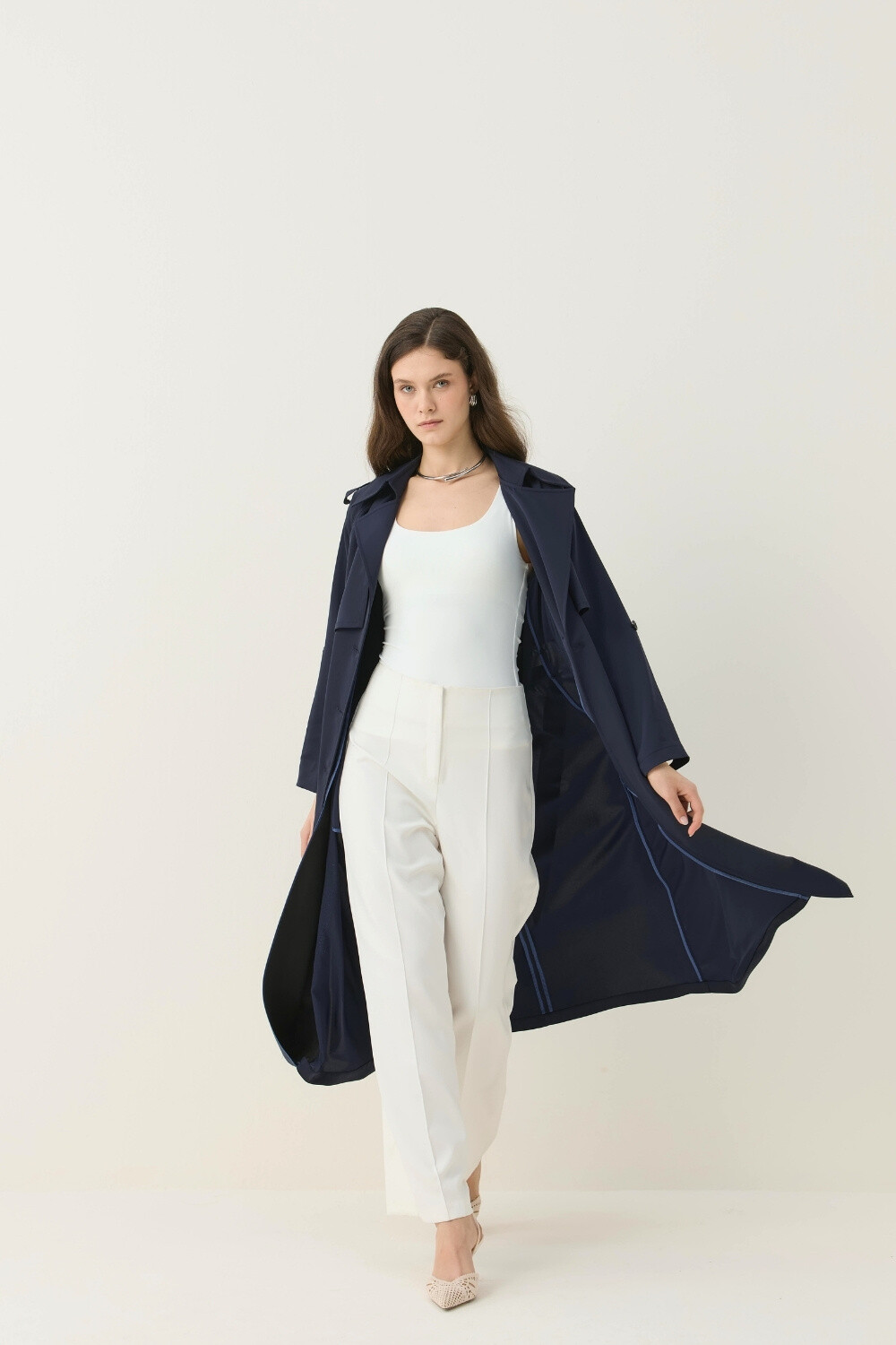 İPEKSİ DOKULU ASTARSIZ YAZLIK TRENÇKOT LACİVERT - 7