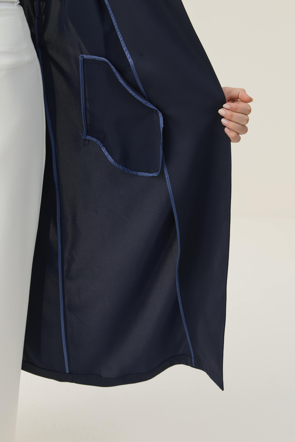 İPEKSİ DOKULU ASTARSIZ YAZLIK TRENÇKOT LACİVERT - 4