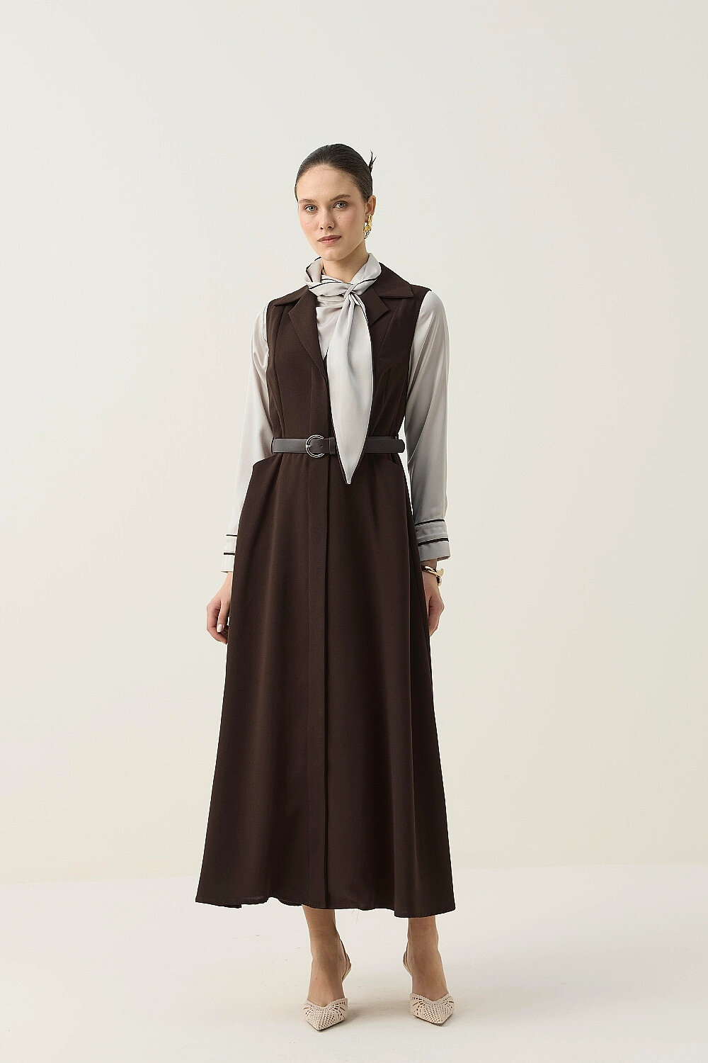 KREP KOLSUZ ELBİSE KAHVE - 