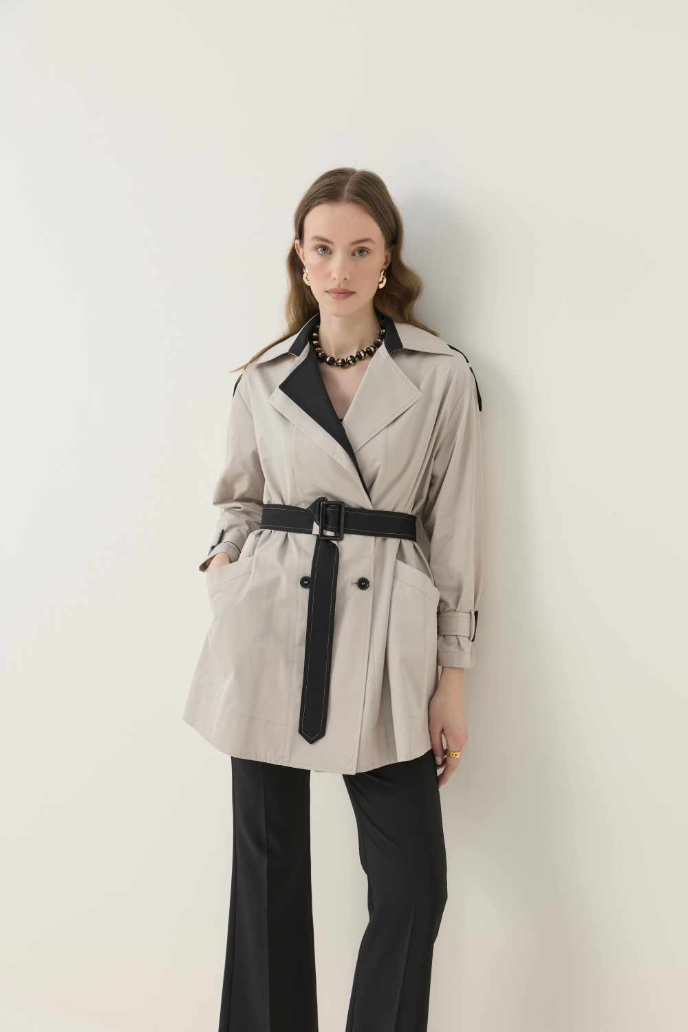 KONTRAST RENKLİ SU İTİCİ KISA TRENÇKOT TAŞ - 1