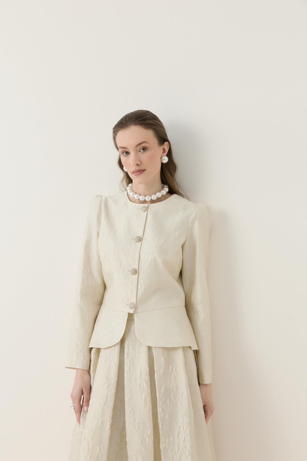 KRİSTAL DÜĞME DETAYLI JAKAR CEKET ETEK TAKIM EKRU - 1