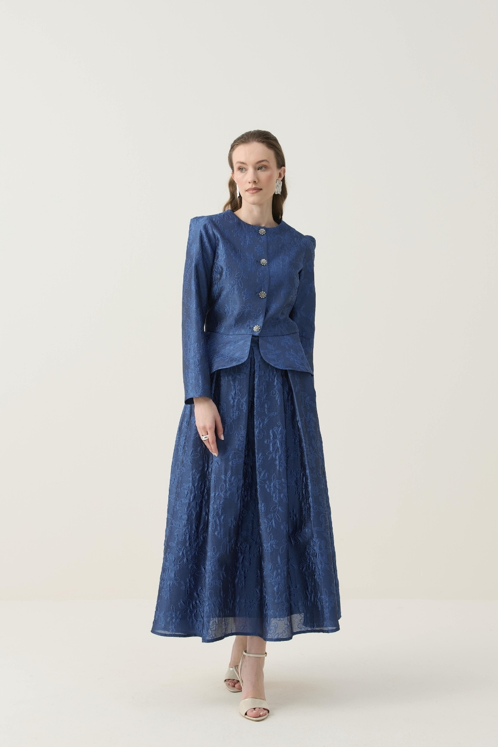 KRİSTAL DÜĞME DETAYLI JAKAR CEKET ETEK TAKIM LACİVERT - 8