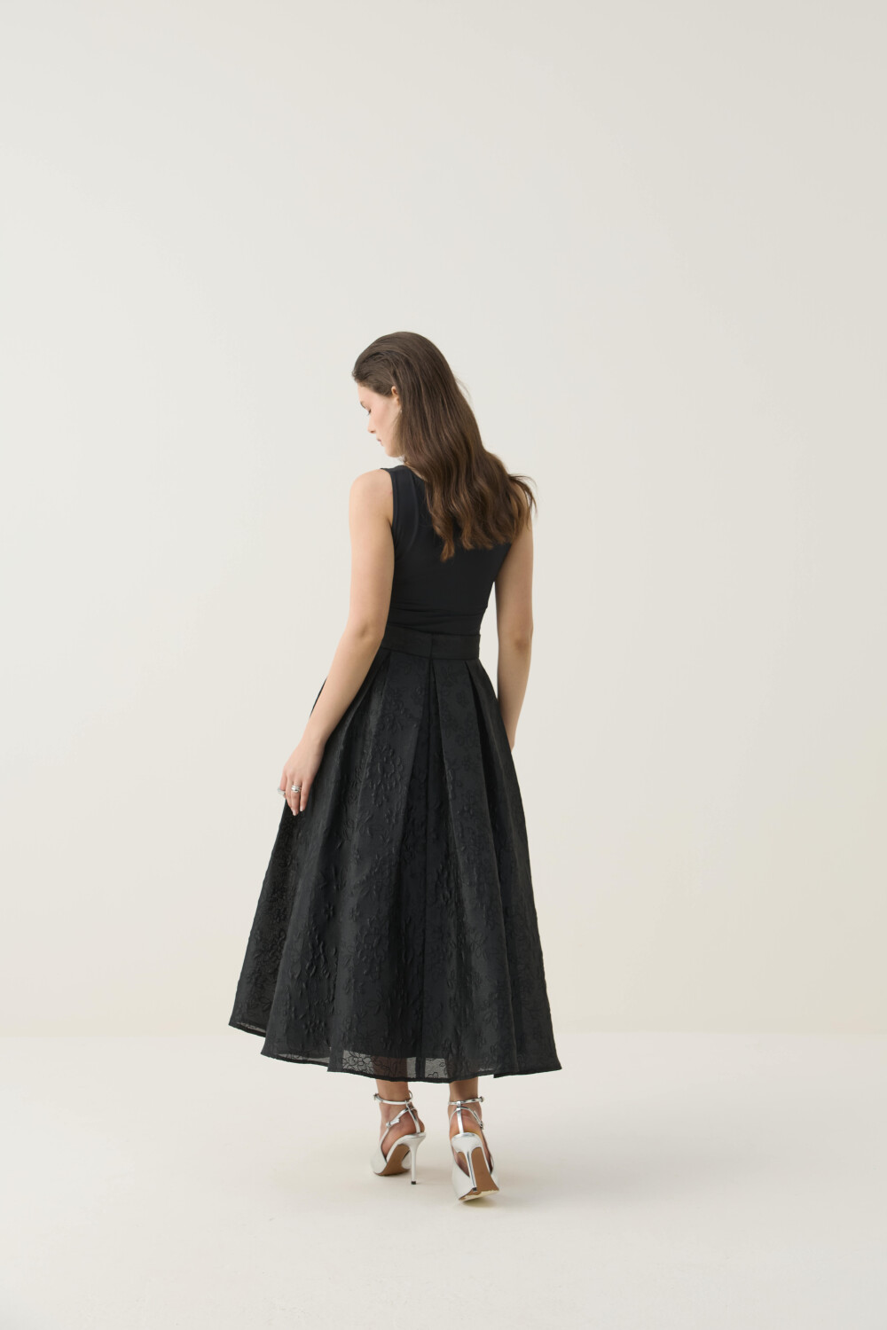 KRİSTAL DÜĞME DETAYLI JAKAR CEKET ETEK TAKIM SİYAH - 13