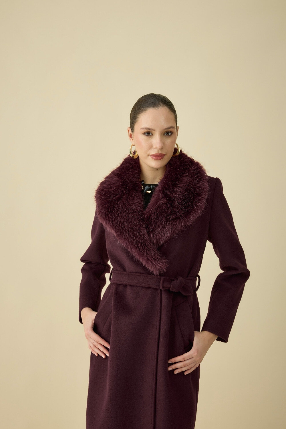 KÜRK YAKALI KABAN BORDO - 