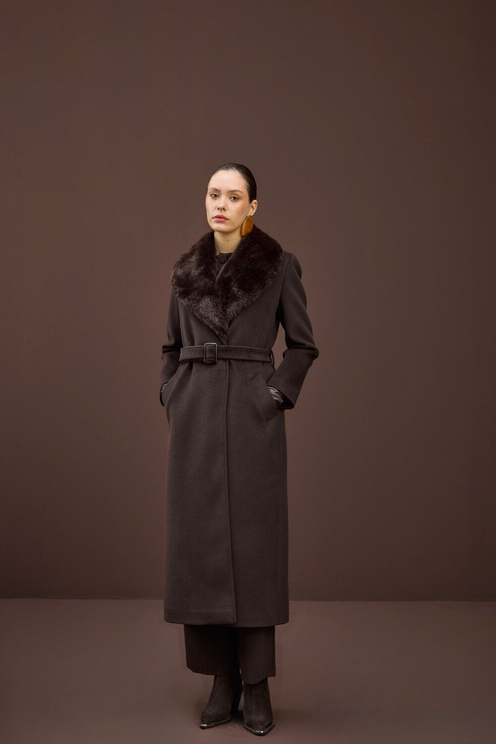 KÜRK YAKALI KABAN KAHVE - 5