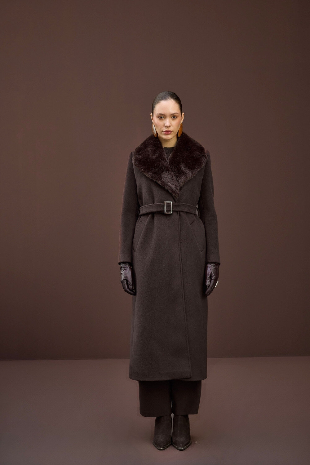 KÜRK YAKALI KABAN KAHVE - 12