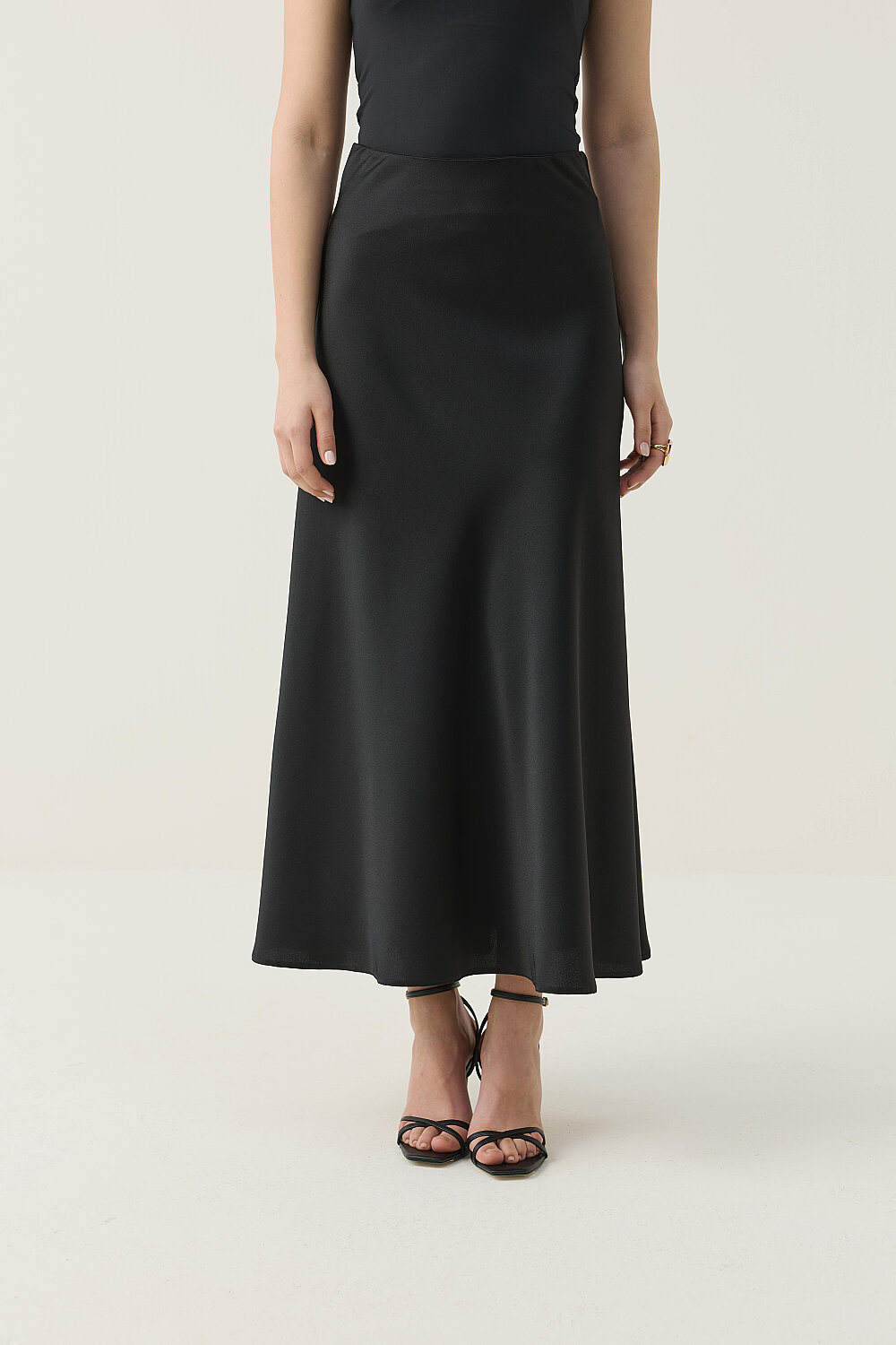 SATEN ETEK SİYAH - 5