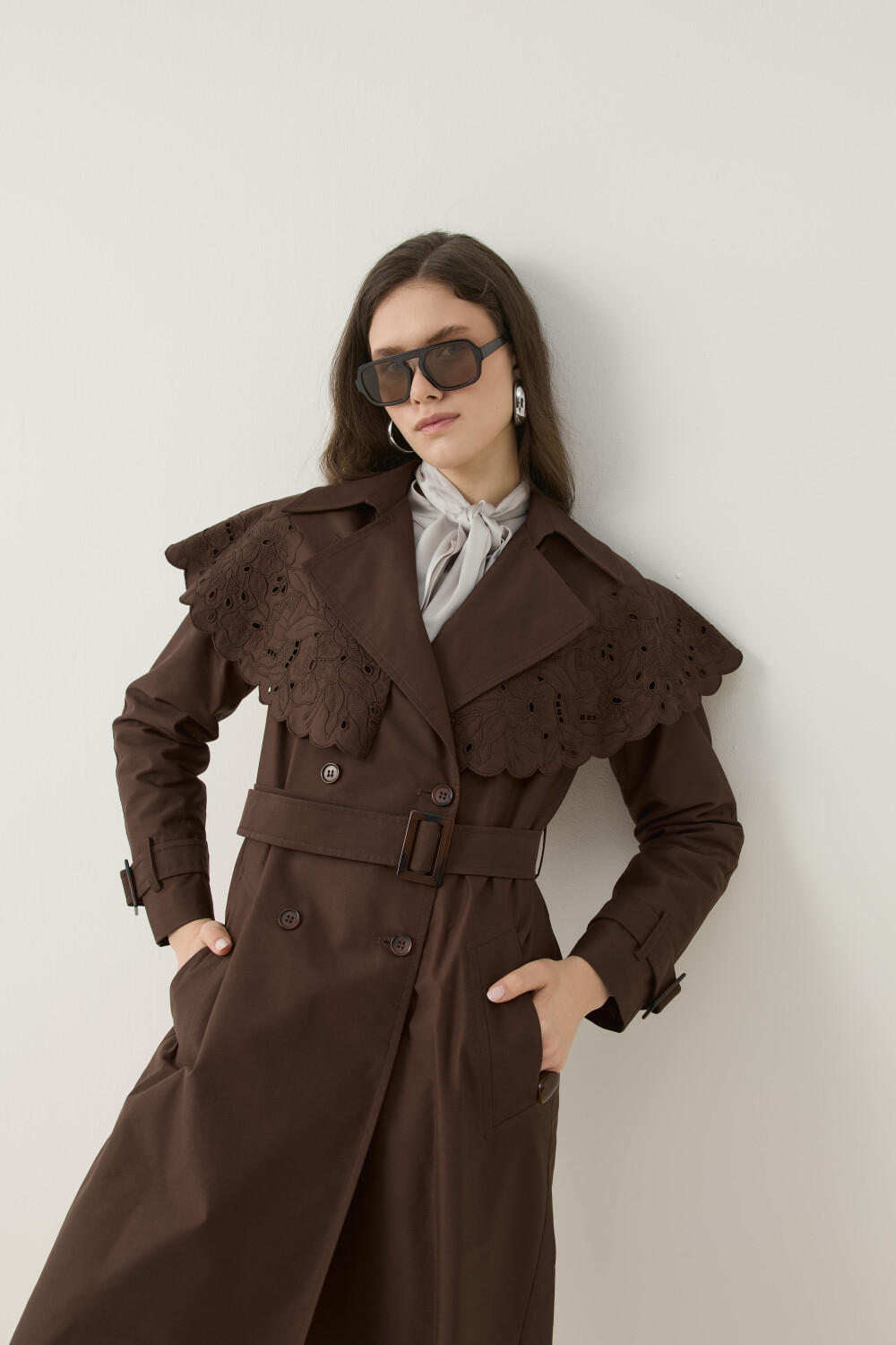 SEYYAR RÜZGARLIK DETAYLI NAKIŞLI TRENÇKOT KAHVE - 13