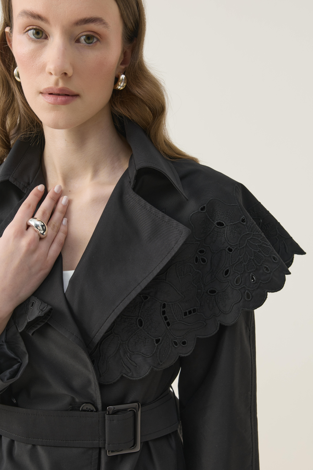 SEYYAR RÜZGARLIK DETAYLI NAKIŞLI TRENÇKOT SİYAH - 7