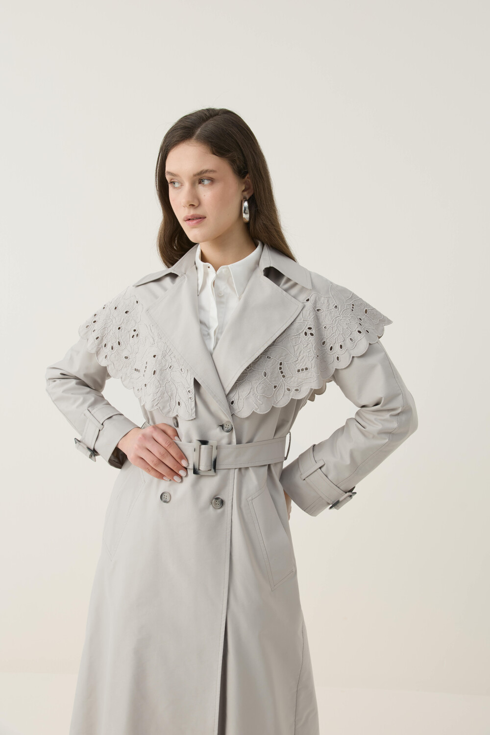 SEYYAR RÜZGARLIK DETAYLI NAKIŞLI TRENÇKOT TAŞ - 